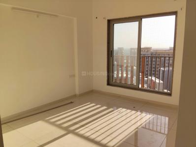 Bedroom Image of 960 Sq.ft 2 BHK Apartment / Flat for rent in Adani Aster Neo, Shantigram Ahmedabad for Rs. 23000