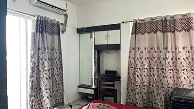 Bedroom Image of 850 Sq.ft 3 BHK Apartment / Flat for rent in Crystal Properties 33 Keshav Kunj D Wing, Keshav Nagar Pune for Rs. 42000