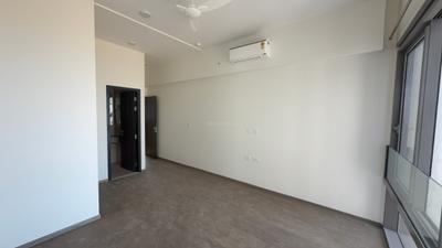 Bedroom Image of 1850 Sq.ft 3 BHK Apartment / Flat for rent in Piramal Mahalaxmi, Worli Mumbai for Rs. 310000