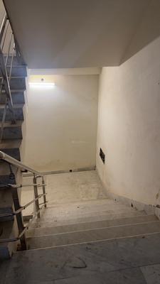 Staircase Image of 680 Sq.ft 2 BHK Builder Floor for rent in Picnic Garden Kolkata for Rs. 15000