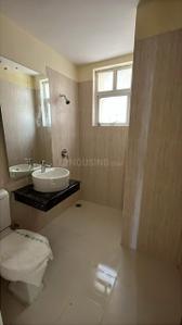 Bathroom Image of 1760 Sq.ft 3 BHK Apartment / Flat for sale in Ansals Highland Park, Sector 103 Gurgaon for Rs. 16000000