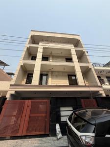 Image of 2250 Sq.ft 3 BHK Builder Floor for sale in Sector 4, Gurgaon for Rs. 26000000