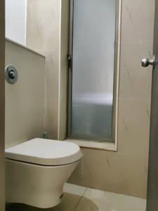 Common Bathroom Image of 601 Sq.ft 1 BHK Apartment / Flat for sale in Lodha Splendora, Thane West Thane for Rs. 6000000