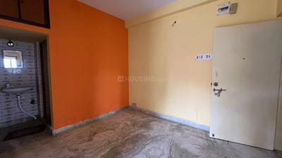 Bedroom Image of 860 Sq.ft 2 BHK Apartment / Flat for rent in Naktala Kolkata for Rs. 14000