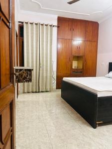 Bedroom Image of 973 Sq.ft 2 BHK Apartment / Flat for rent in Unitech Uniworld Gardens 2, Sector 47 Gurgaon for Rs. 35000