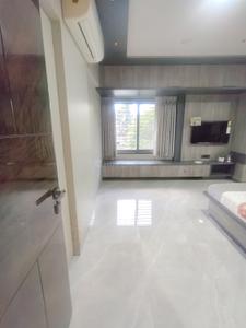 Hall Image of 1800 Sq.ft 3 BHK Apartment / Flat for sale in Mukund Nagar Pune for Rs. 34000000