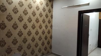 Living Room Image of 650 Sq.ft 1 BHK Builder Floor for rent in Indirapuram Ghaziabad for Rs. 15000