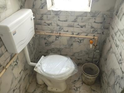 Bathroom Image of 285 Sq.ft 1 RK Apartment / Flat for rent in Neelam Gulazar, Andheri East Mumbai for Rs. 25000