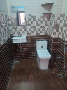 Bathroom Image of 900 Sq.ft 2 BHK Builder Floor for rent in Naubasta Kanpur for Rs. 8000