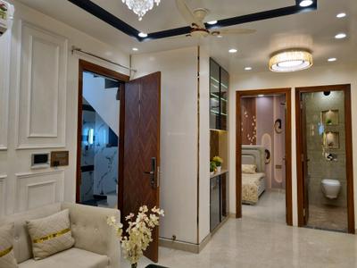 Living Room Image of 810 Sq.ft 3 BHK Apartment / Flat for sale in Hans Builders Floor, Uttam Nagar New Delhi for Rs. 7000000