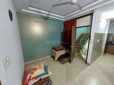 Bedroom Image of 550 Sq.ft 1 BHK Builder Floor for rent in Pitampura New Delhi for Rs. 17800