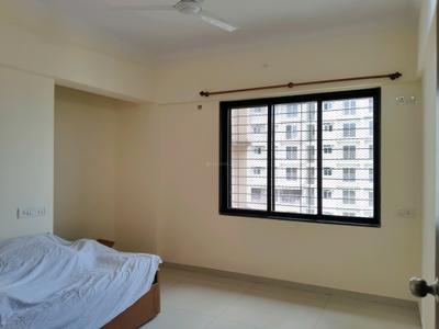 Bedroom Image of 910 Sq.ft 2 BHK Apartment / Flat for rent in Kasarvadavali Thane for Rs. 26500