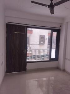 Bedroom Image of 1000 Sq.ft 2 BHK Builder Floor for sale in Neb Sarai New Delhi for Rs. 4500000