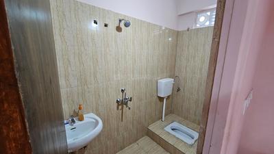 Bathroom Image of 650 Sq.ft 2 BHK Apartment / Flat for sale in RRCAT Indore for Rs. 2700000