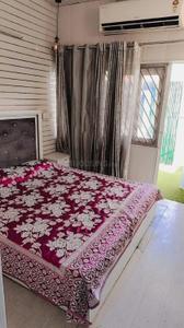 Bedroom Image of 1125 Sq.ft 2.5 BHK Builder Floor for rent in Sheikh Sarai New Delhi for Rs. 55000