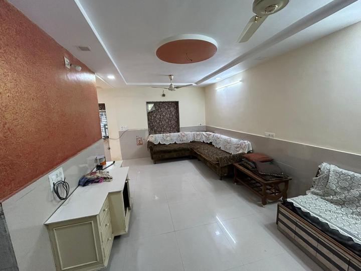 4 BHK Flat for rent in Thaltej, Ahmedabad 2600 Sqft Property ID