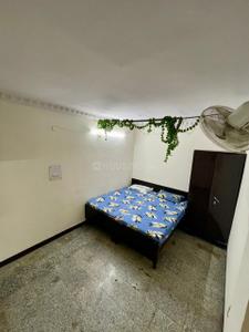 Bedroom Image of 1800 Sq.ft 2.5 BHK Builder Floor for rent in Sector 12 Noida for Rs. 32000