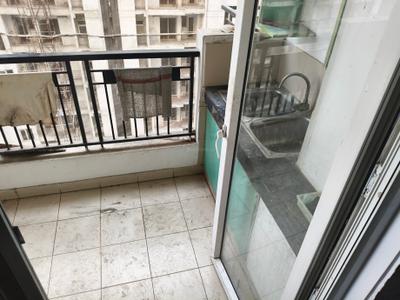 Balcony Image of 1340 Sq.ft 3 BHK Apartment / Flat for rent in Gulshan Ikebana, Sector 143 Noida for Rs. 32000