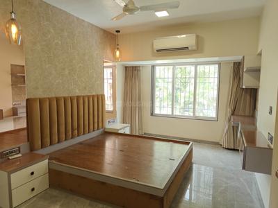 Bedroom Image of 1550 Sq.ft 3 BHK Apartment / Flat for sale in Lokhandwala Complex, Andheri West Mumbai for Rs. 58000000