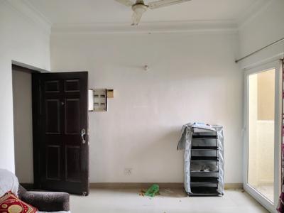 Living Room Image of 1045 Sq.ft 2 BHK Apartment / Flat for sale in Paramount Floraville, Sector 137 Noida for Rs. 11800000