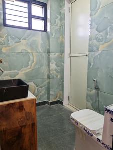 Common Bathroom One Image of 600 Sq.ft 3 BHK Apartment / Flat for sale in Nawada New Delhi for Rs. 6000000