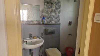 Image of 1600 Sq.ft 3 BHK Apartment / Flat for rent in Sholinganallur, Chennai for Rs. 40000