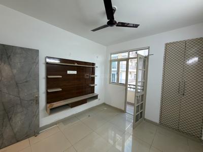 Bedroom Image of 1128 Sq.ft 3 BHK Apartment / Flat for sale in UCHDPL Wave Executive Floors G, Wave City Ghaziabad for Rs. 10500000