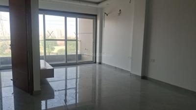 Living Room Image of 1900 Sq.ft 3 BHK Builder Floor for rent in BPTP District, Sector 81 Faridabad for Rs. 40000