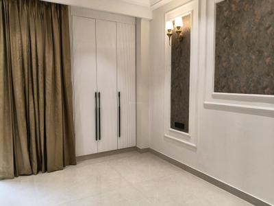 Bedroom Image of 3250 Sq.ft 4.5 BHK Builder Floor for sale in Independent Floors At DLF City Phase IV, DLF Phase 4 Gurgaon for Rs. 55000000