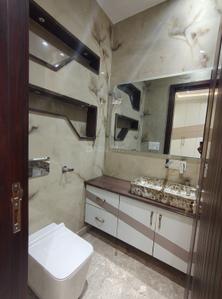 Image of 1800 Sq.ft 3 BHK Builder Floor for sale in Vikaspuri, New Delhi for Rs. 35100000