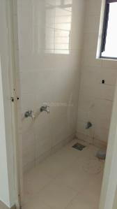 Bathroom Image of 500 Sq.ft 1 BHK Apartment / Flat for rent in Peninsula Address One, Gahunje Pune for Rs. 11500