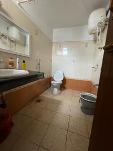 Bathroom Image of 700 Sq.ft 1 BHK Builder Floor for rent in Koramangala Bengaluru for Rs. 33000