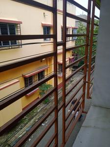 Balcony Image of 850 Sq.ft 2 BHK Independent House for rent in Patuli Kolkata for Rs. 9500
