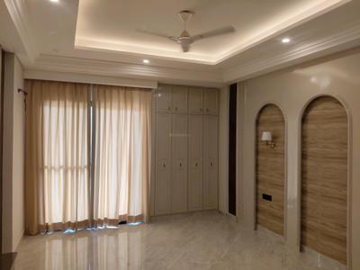 Bedroom Image of 2370 Sq.ft 3 BHK Builder Floor for rent in DLF Phase 4 Gurgaon for Rs. 90000