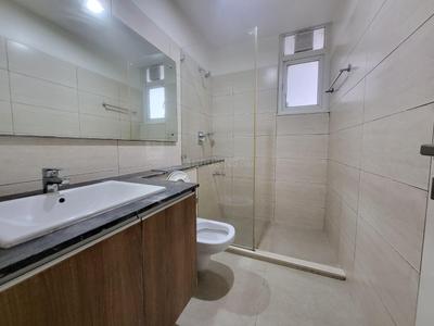 Bathroom Image of 1818 Sq.ft 3 BHK Apartment / Flat for rent in DLF The Primus, Sector 82A Gurgaon for Rs. 60000
