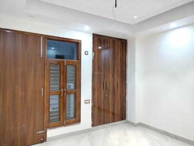 Bedroom Image of 1350 Sq.ft 3 BHK Builder Floor for sale in Shalimar Garden Ghaziabad for Rs. 11510000