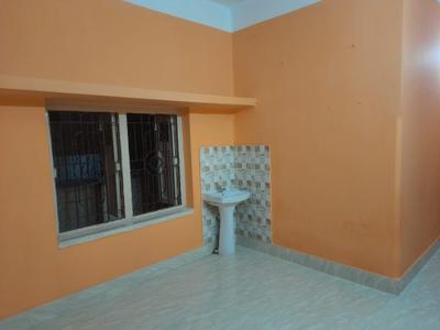 Balcony Image of 750 Sq.ft 2 BHK Independent House for rent in Kasba Kolkata for Rs. 16000