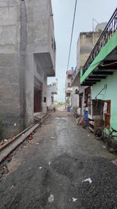 Image of 4000 Sq.ft 4 BHK Independent House for sale in Bakhtawar Pur Village, New Delhi for Rs. 7500000