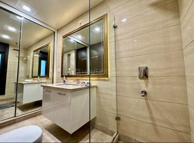 Bathroom Image of 1221 Sq.ft 2 BHK Apartment / Flat for rent in Abhyuday Abhuday Heights, Sherpura Bharuch for Rs. 14000
