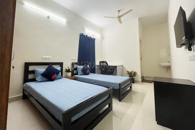 Bedroom Image of 300 Sq.ft 1 RK Apartment / Flat for rent in Financial District Hyderabad for Rs. 16000