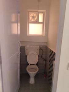 Image of 1200 Sq.ft 3 BHK Apartment / Flat for rent in Sahyog Apartment, Mayur Vihar Phase 1, New Delhi for Rs. 45000