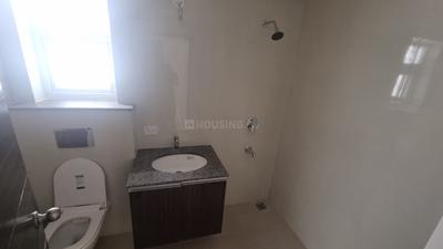 Bathroom Image of 1661 Sq.ft 3 BHK Apartment / Flat for rent in Hero Homes, Sector 88 Mohali for Rs. 55000