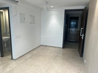 Living Room Image of 417 Sq.ft 1 BHK Apartment / Flat for sale in Hiranandani Regent Hill A B C D And E Wing, Powai Mumbai for Rs. 18200000