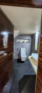 Bathroom Image of 3000 Sq.ft 4 BHK Independent House for rent in Diamond Garden, Chembur Mumbai for Rs. 250000