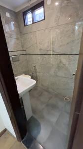 Bathroom Image of 1250 Sq.ft 3 BHK Apartment / Flat for sale in Pochanpur Colony New Delhi for Rs. 10500000