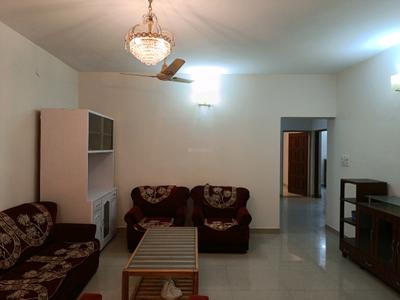 Living Room Image of 2000 Sq.ft 4 BHK Apartment / Flat for rent in Sarita Vihar New Delhi for Rs. 75000