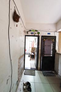 Main Entrance Image of 1035 Sq.ft 2 BHK Apartment / Flat for sale in Vaishno Devi Circle Ahmedabad for Rs. 5600000