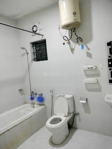 Bathroom Image of 1200 Sq.ft 2 BHK Builder Floor for rent in JP Nagar Bengaluru for Rs. 25000