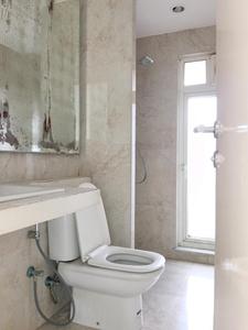 Common Bathroom Image of 1970 Sq.ft 3 BHK Apartment / Flat for sale in Hiranandani Rodas Enclave Annora, Hiranandani Estate Thane for Rs. 40000000