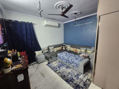 Bedroom Image of 535 Sq.ft 1 BHK Builder Floor for rent in Sector 11 Rohini New Delhi for Rs. 15000